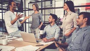 Équipe BetFrList au travail